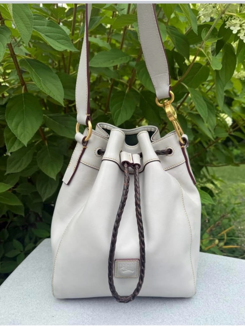 Dooney & Bourke Florentine Hattie in great condition in the color Ecru.